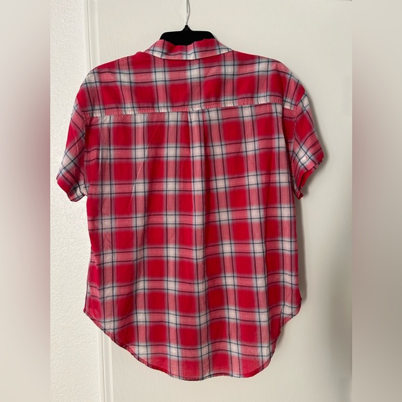 NWOT Universal Thread Red Blue Plaid Short Sleeve Button Down Shirt Top. Size M - Picture 4 of 7